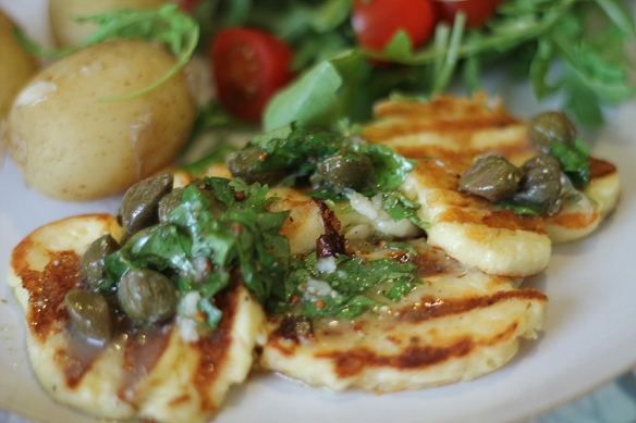 Grilled halloumi with lime and caper viniagrette