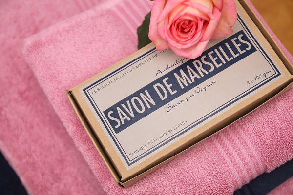 Love Audrey Christy Supreme Hygro Towels Blush and Midnight