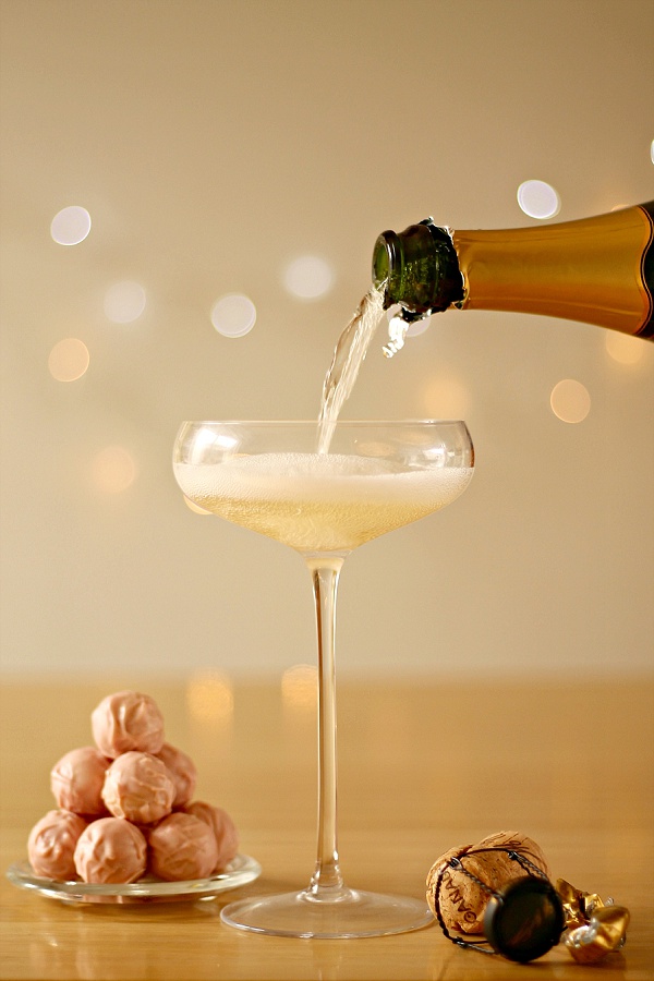 Champagne and Decadence ~ A Harrods Christmas Hamper